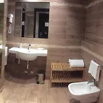 乐迪娜娜客房酒店 招待所