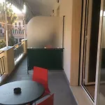 招待所 乐迪娜娜客房酒店 圣雷默