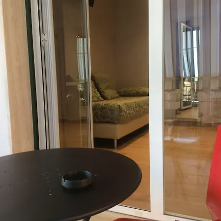 Le Di Nana' ゲストハウス サンレモ