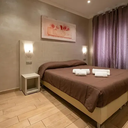 Le Di Nana' Πανσιόν 4*