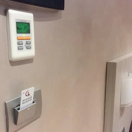 招待所 乐迪娜娜客房酒店 3*