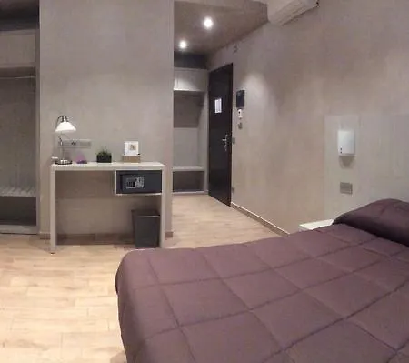 Πανσιόν Le Di Nana' Σαν Ρέμο