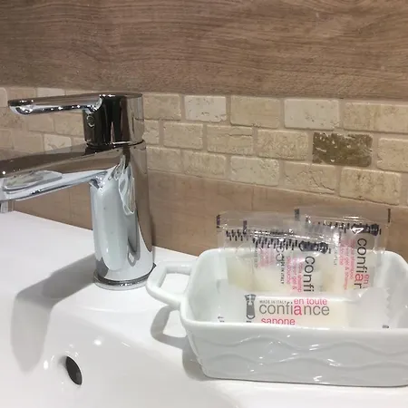 Πανσιόν Le Di Nana' Σαν Ρέμο