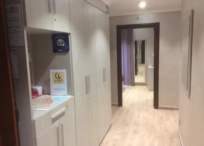 乐迪娜娜客房酒店 4*